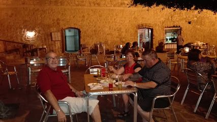 Bar Los Polillas - Hermanos Felices